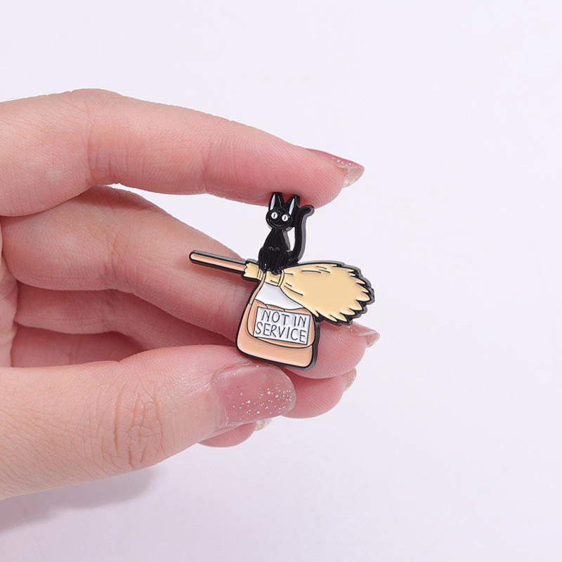 Cute Pin Animal Letter Zinc Alloy Stoving Varnish Unisex Brooches display picture 4