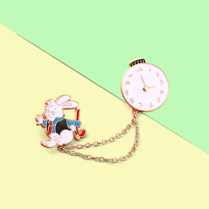 Estilo De Dibujos Animados Lindo Pin Conejo Reloj Aleación Barniz De Estufa Unisexo Broches display picture 3