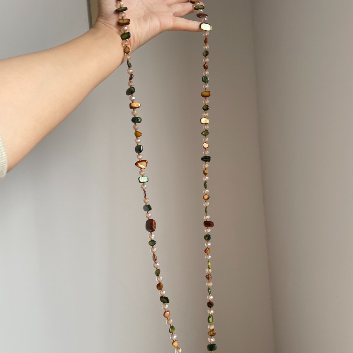 Collana uomo a doppio strato con perline e conchiglie boho_voghion.com