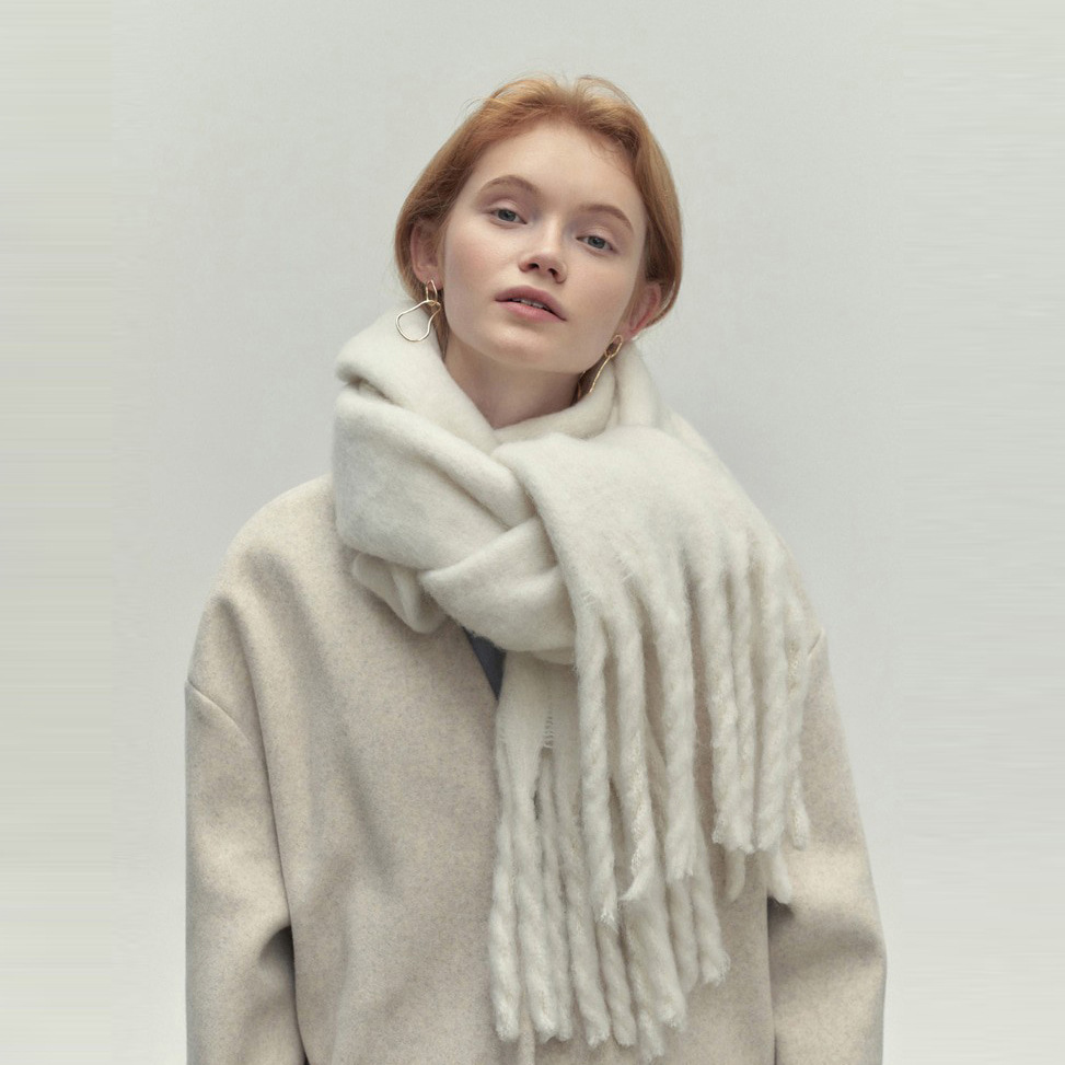 Autumn and Winter Korea East Gate Solid Color Versatile Soft Glutinous Lazy Wind Warm Long Scarf comes with an_voghion.com