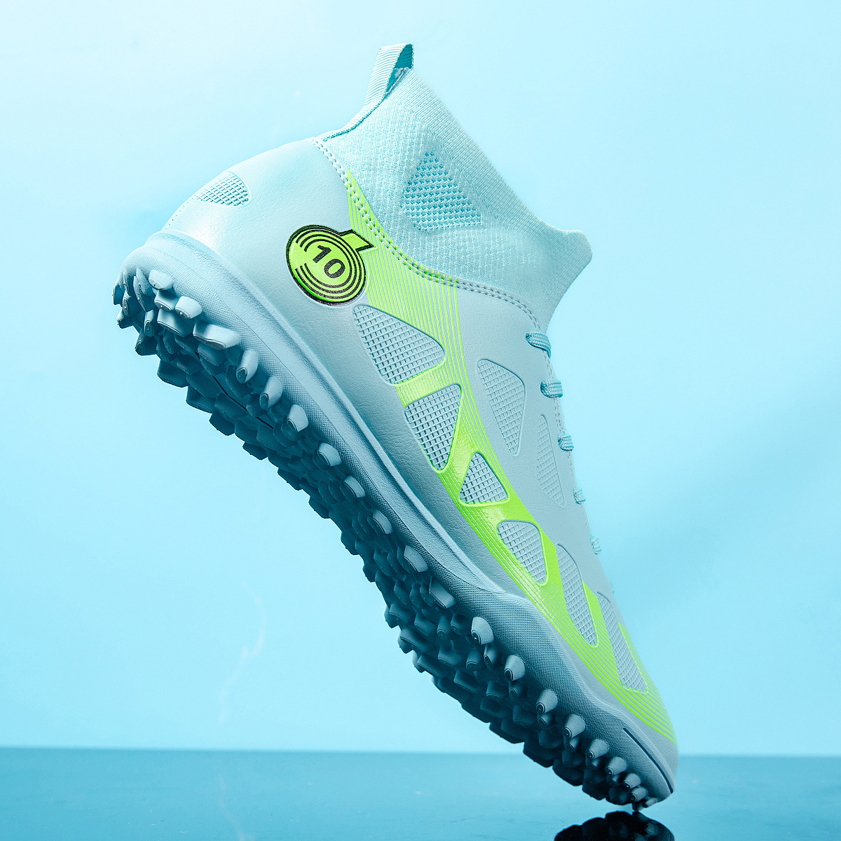 Nuevos zapatos de fútbol transfronterizos de entrenamiento profesional zapatos de fútbol de clavos largos comercio exterior zapatos de fútbol de tamaño grande hombres en stock