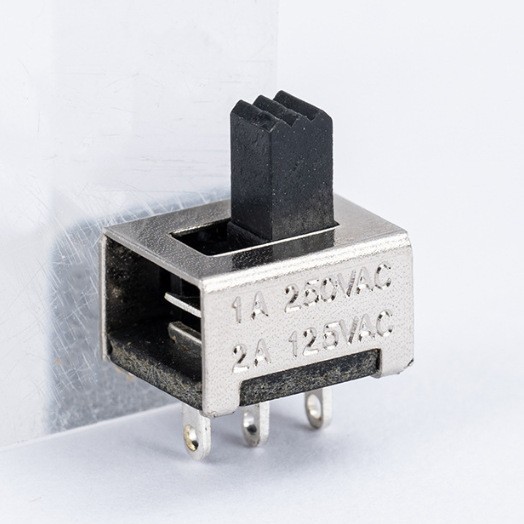 太宇电子工厂优惠价直发器卷发器大电流拨动开关SS-12D10 12E88