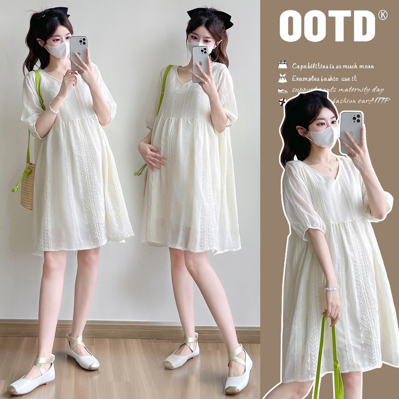 Pregnant Women's Skirt Summer Dress Lace Embroidered V-Neck Mid-Length Loose Slimming Fashionable Mom's Skirt Summer Small dress Pregnant Women's Skirt Summer Dress Lace Embroidered V-Neck Mid-Length Loose Slimming Fashionable Mom's Skirt Summer Small dress
