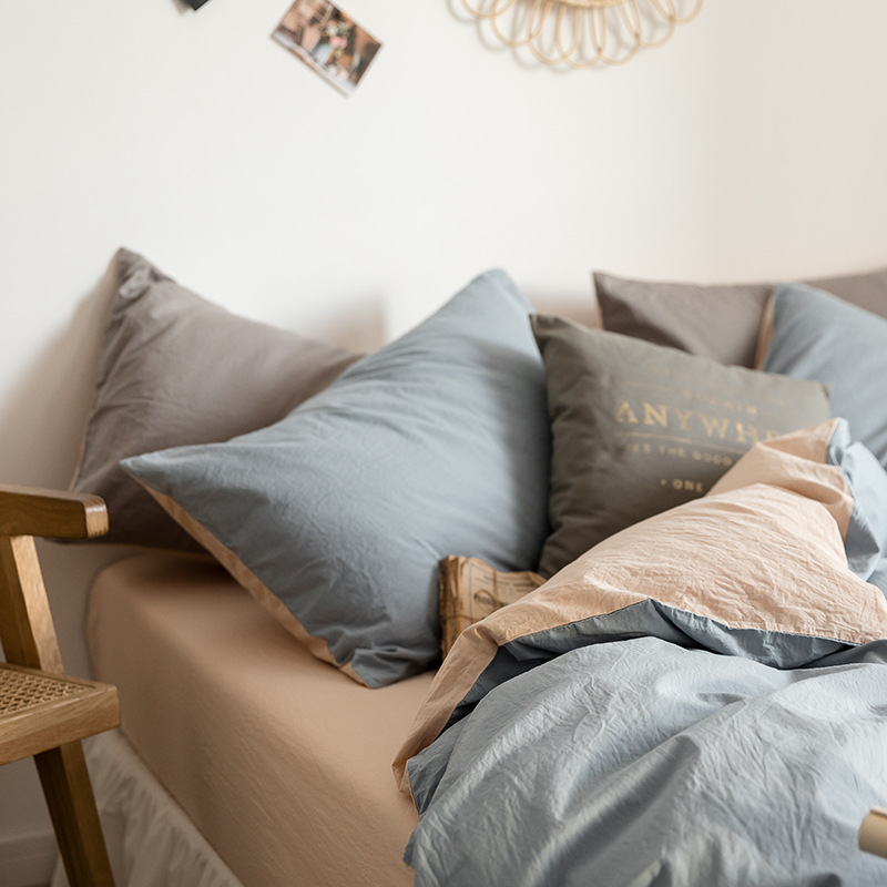 Color sólido y simple estilo nórdico algodón cuatro piezas de sábanas de algodón cubiertas cama de dormitorio de estudiantes de tres piezas de ropa de cama