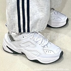 高品質のm 2k女性の通気性のあるランニングシューズのキャンパスのカジュアルなレトロなお父さんの靴の男性の運動靴