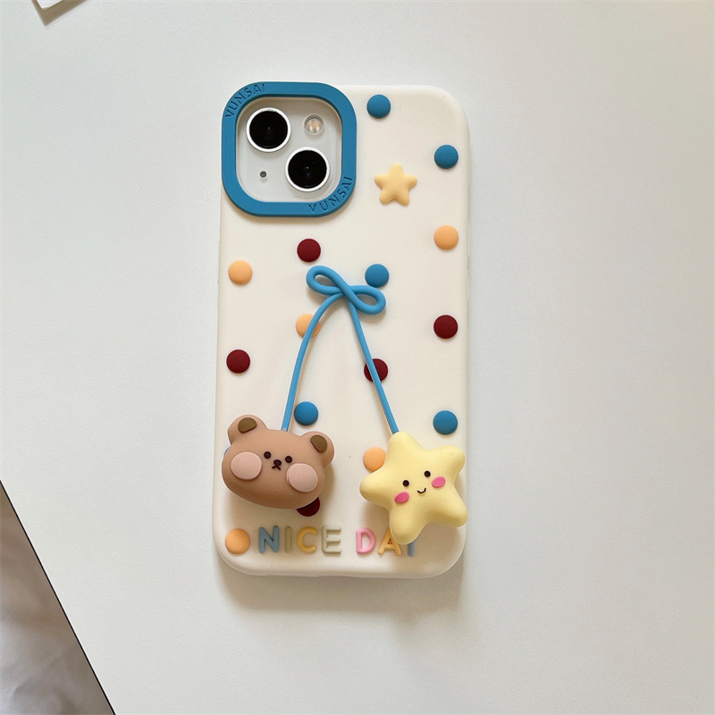 卡通波点小熊吊坠iPhone14/13适用苹果16/15PROMAX手机壳防摔全包|undefined