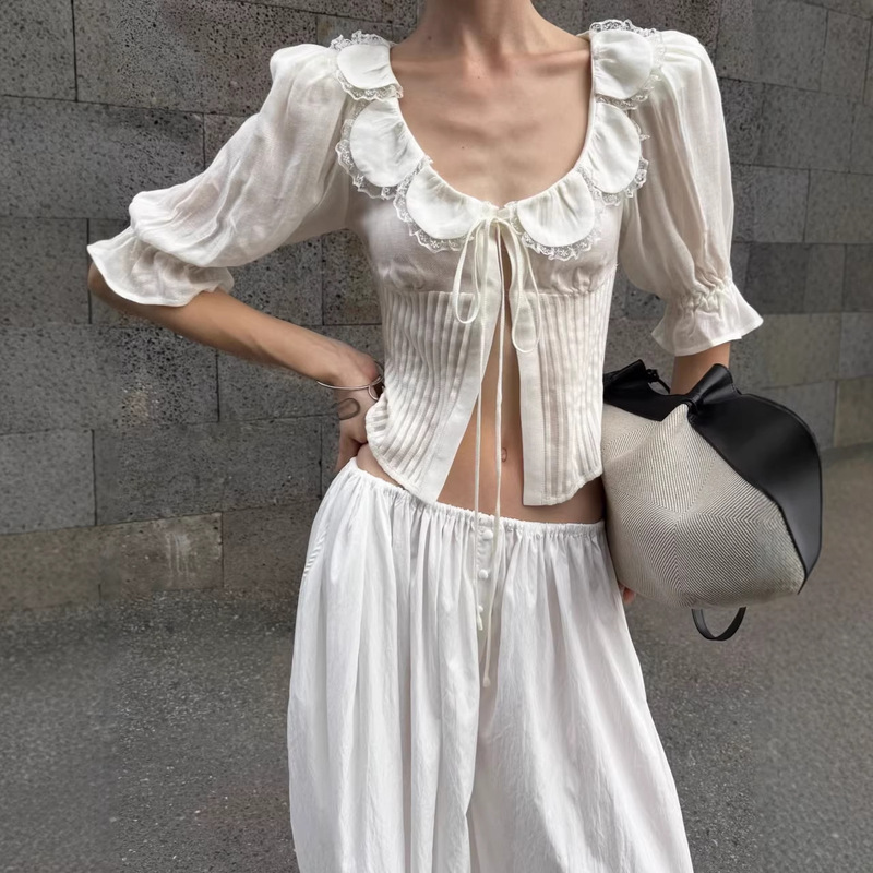 French-Style Gentle and Elegant Versatile Cute Youthful Top with Large Petal Round Neck, Lace Splicing, and Ruched Slim-Fit Shirt