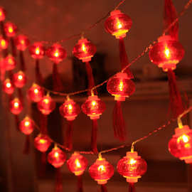 2023新年装饰品水晶红灯笼彩灯闪灯串灯家用过年布置春节装饰灯笼