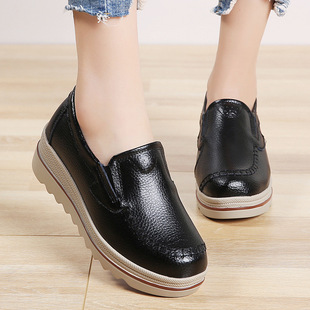 Spring and Autumn 2019 New Casual Shoes Women's Genuine Leather Single-layer Shoes Soft Sole Comfortable Moms Shoes Wedge Heel Platform Shoes Women