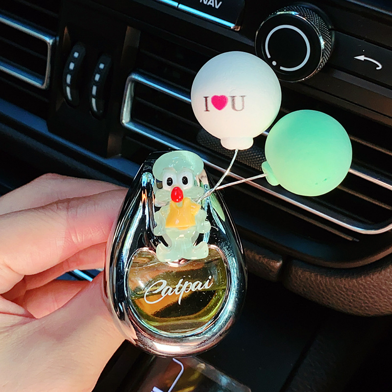 Perfume de automóvil aire acondicionado ventilación encantadora decoración interior adornos creativos dibujos animados para eliminar olores