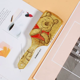 挂饰挂件;发梳头饰;发夹