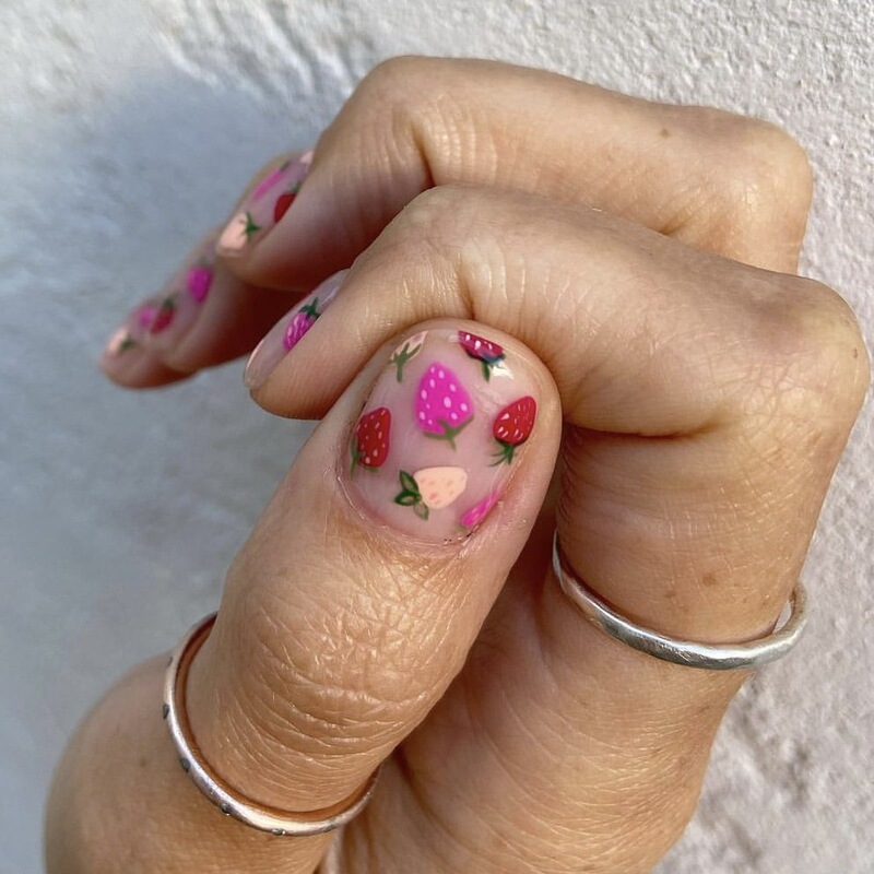 Short square nail early spring contrast color strawberry simple fresh sweet spring foreign trade wear nail beauty nail piece nail 24 pieces Short square nail early spring contrast color strawberry simple fresh sweet spring foreign trade wear nail beauty nail piece nail 24 pieces