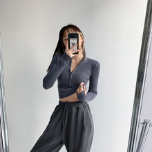 半高领拉链坑条针织衫秋冬毛衣长袖套指短款打底衫显瘦修身上衣女