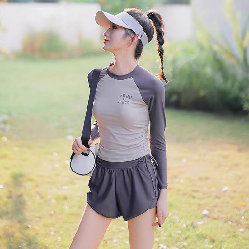 Sports Swimsuit Women's Split Long-Sleeved Sun Protection Conservative Slimming Look Hot Spring Student High-End 2025 New Swimwear