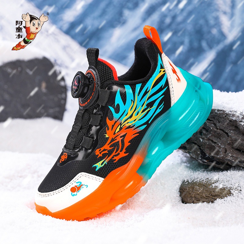 Zapatos deportivos para niños 2025, nuevo otoño y invierno con piel de terciopelo grueso impermeable y antideslizante, zapatos de algodón calientes para niños