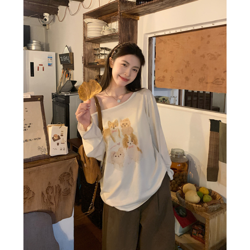 2026 Spring New Style Cartoon Print One-Shoulder Long-Sleeve T-Shirt for Women, Loose Casual Sweet Girl Style Apricot Color Top Trendy