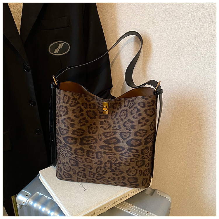 Leopard coffee