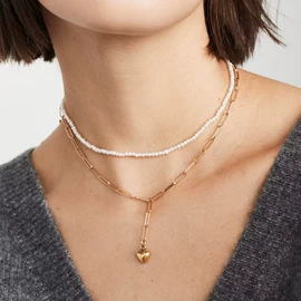 项链;耳环;耳钉