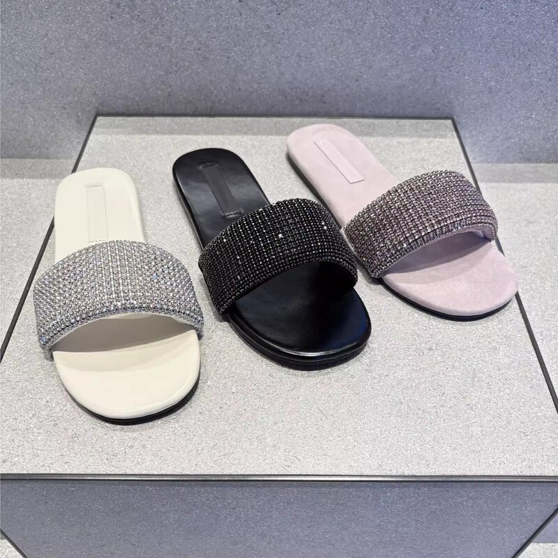 Spot Chengmeizu2025 Summer New Style 70381127 Flats Rhinestone Flip-Flops Sandals Outer Wear Slippers for Women Spot Chengmeizu2025 Summer New Style 70381127 Flats Rhinestone Flip-Flops Sandals Outer Wear Slippers for Women