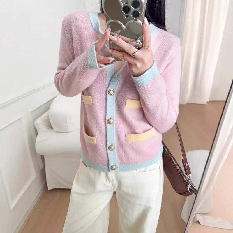 Niche 2025 Autumn and Winter New Contrast Color Round Neck Single-Breasted Flap Pocket Pants Knitted Cardigan Top for Women