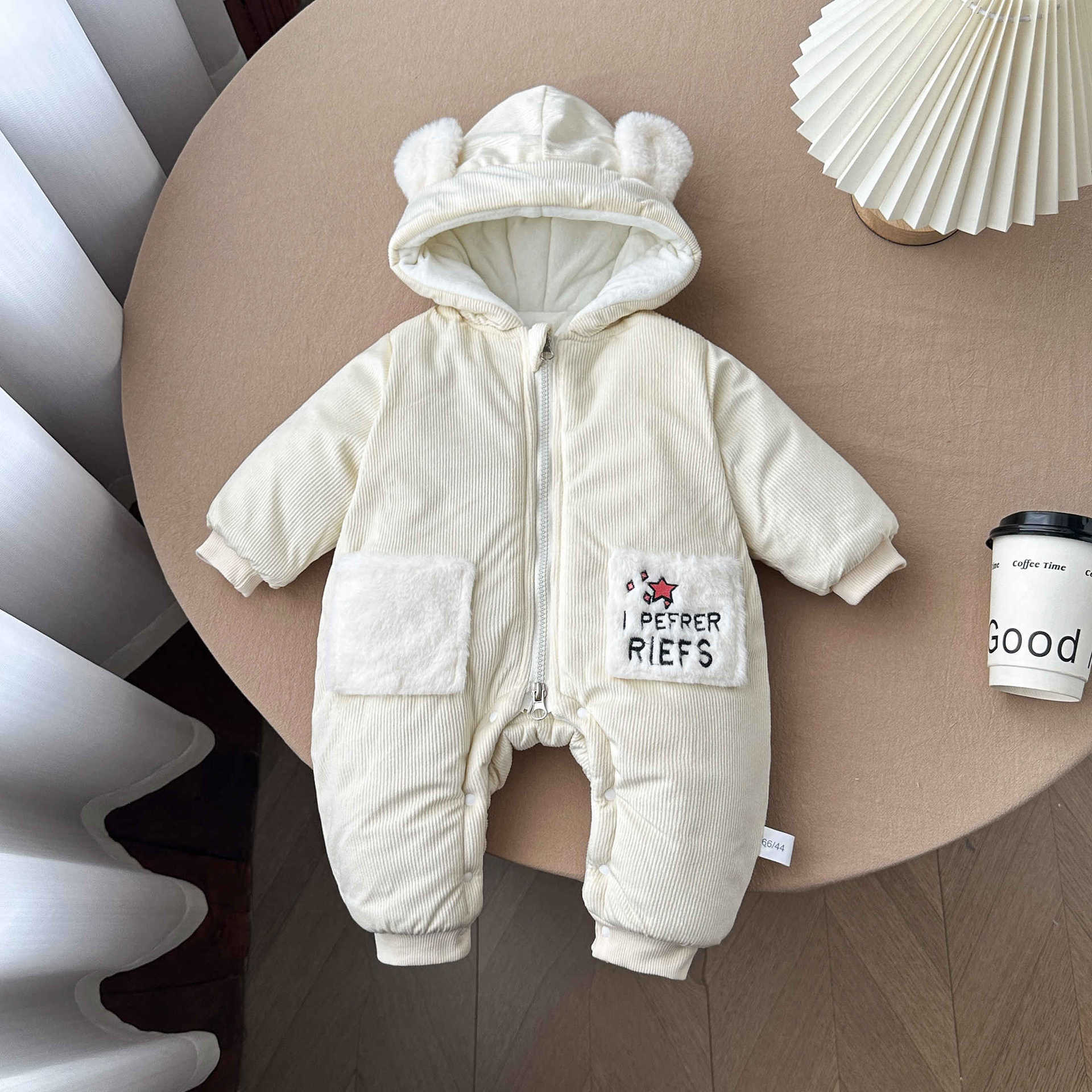 Ropa de una pieza de otoño e invierno para bebés recién nacidos, ropa de salida para bebés, chaqueta de ala, chaqueta acolchada de algodón, traje de lana de invierno