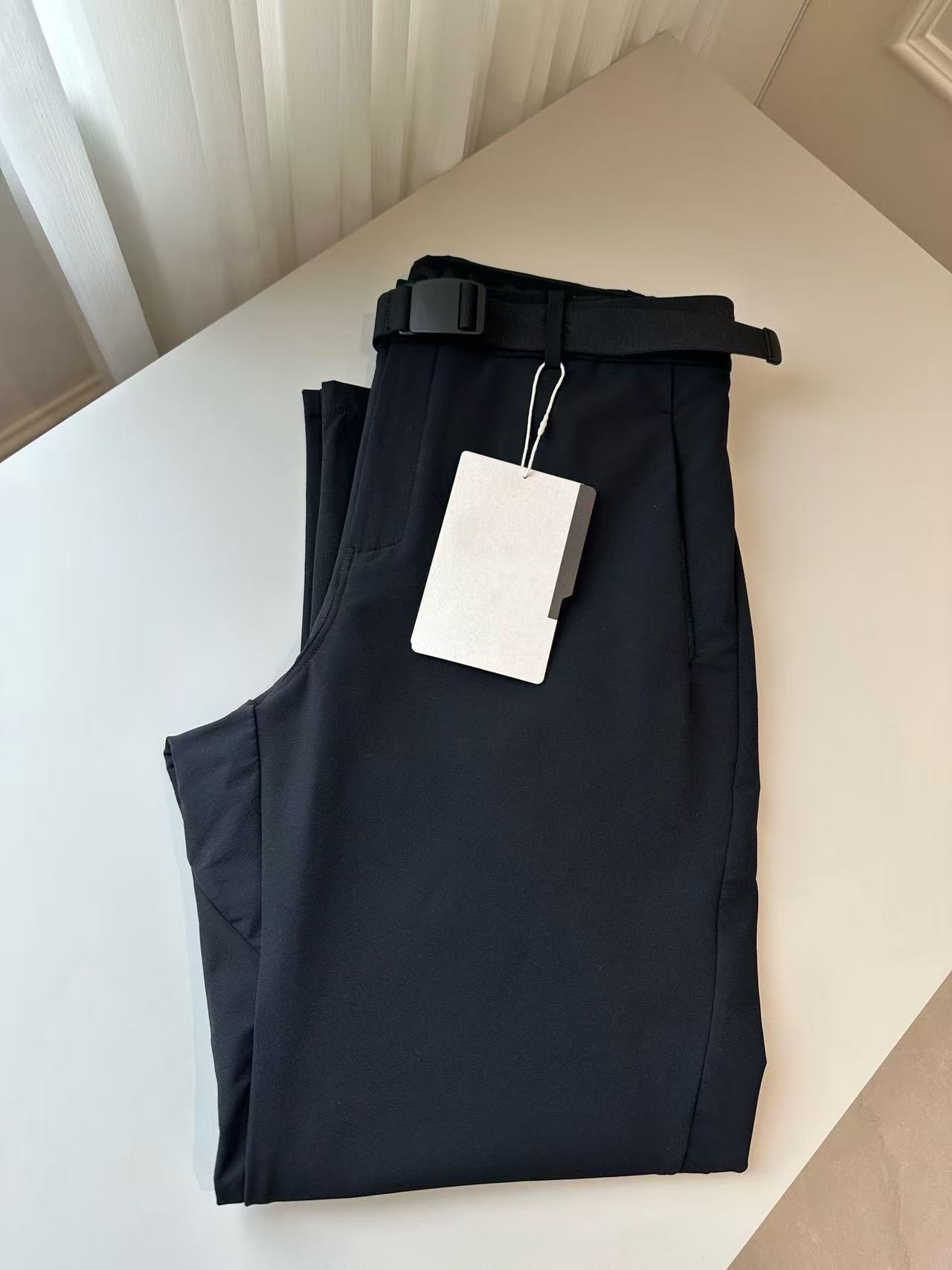 【Yy8213】Men's New Spring and Autumn Style Waterproof Woven Sports Casual Softshell Pants with Belt for Outdoor Use