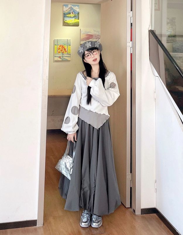 2025早秋穿搭一整套感小众不规则T恤上衣花苞半身裙子女超火套装|undefined