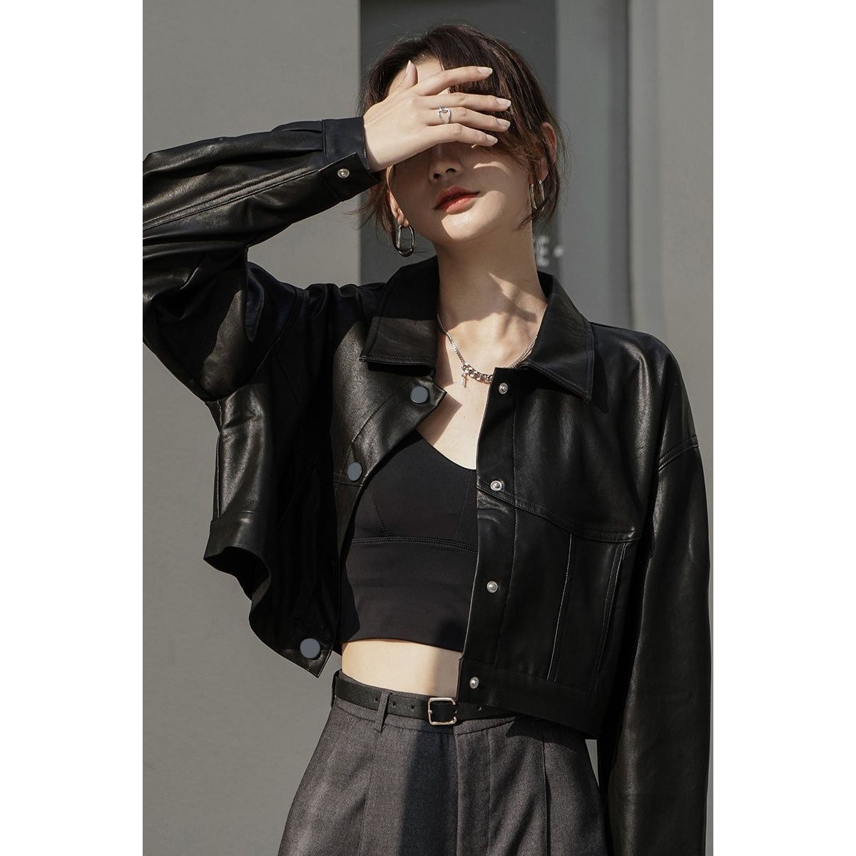 Fashion Motorcycle Leather Jacket for Women, Short Style, 2026 Spring and Autumn New Korean Version, Loose Retro Versatile Stylish Leather Jacket