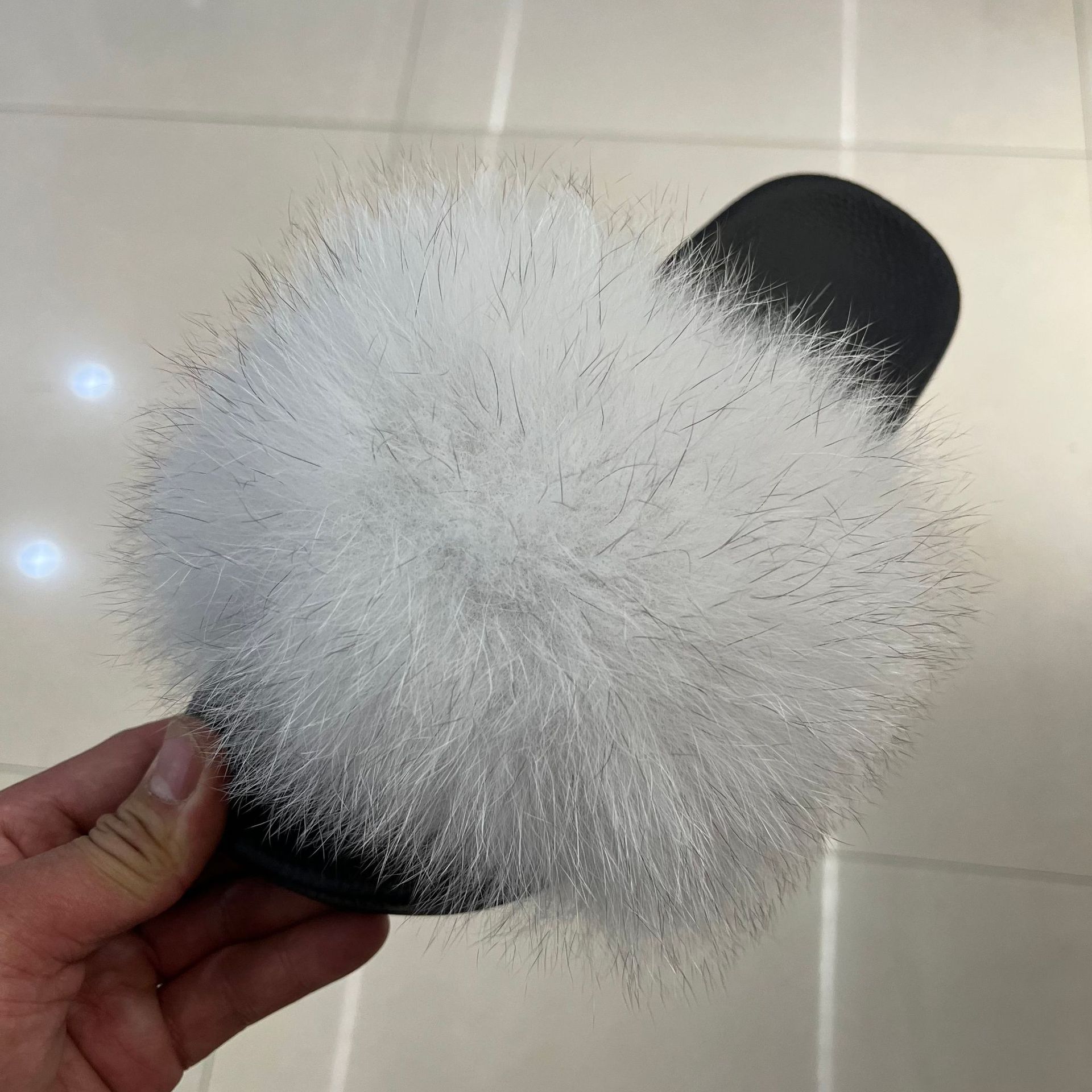 Zapatillas de pelo de zorro de moda damas una zapatilla de piel casera para usar zapatos de playa casuales zapatillas de piso plano