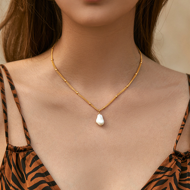 Pendant Necklace Classification cable chain Chain Type Elegant Heart Shape Copper Plating Inlay Zircon Pendant Necklace