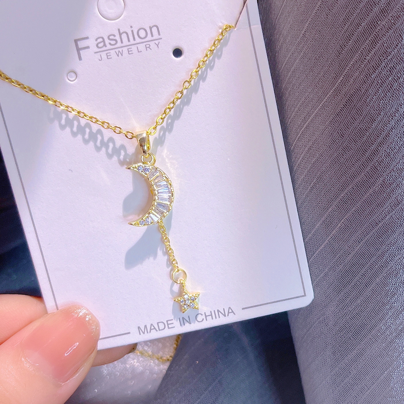 1 Piece Quantity Elegant Star Moon Titanium Steel Plating Inlay Zircon 18k Gold Plated Necklace
