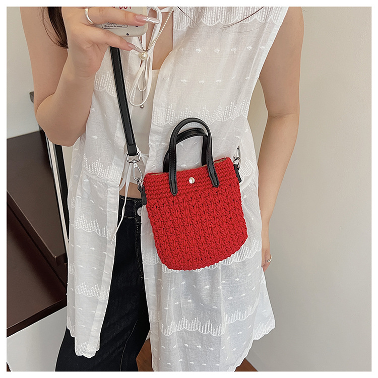 Hand-woven straw bag for women's summer 2025 new style super popular crossbody bag Korean version beach vacation mobile phone bag undefined