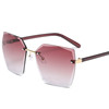 Trend fashionable sunglasses, two-color glasses, 2021 collection, European style