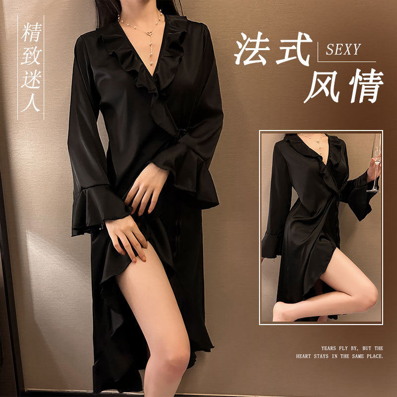 French-Style Sexy Pure Desire Deep V Waist Side Tie Robe Black Light Luxury Bell Sleeve Home Sleepwear for Women