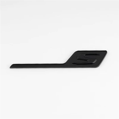 Mercedes-Benz GLA/GLC/GLC metal S letter emblem, AMG-style body modification, A45S/C63 sport side and rear emblem decorative stickers (Car logo) - standard-1s