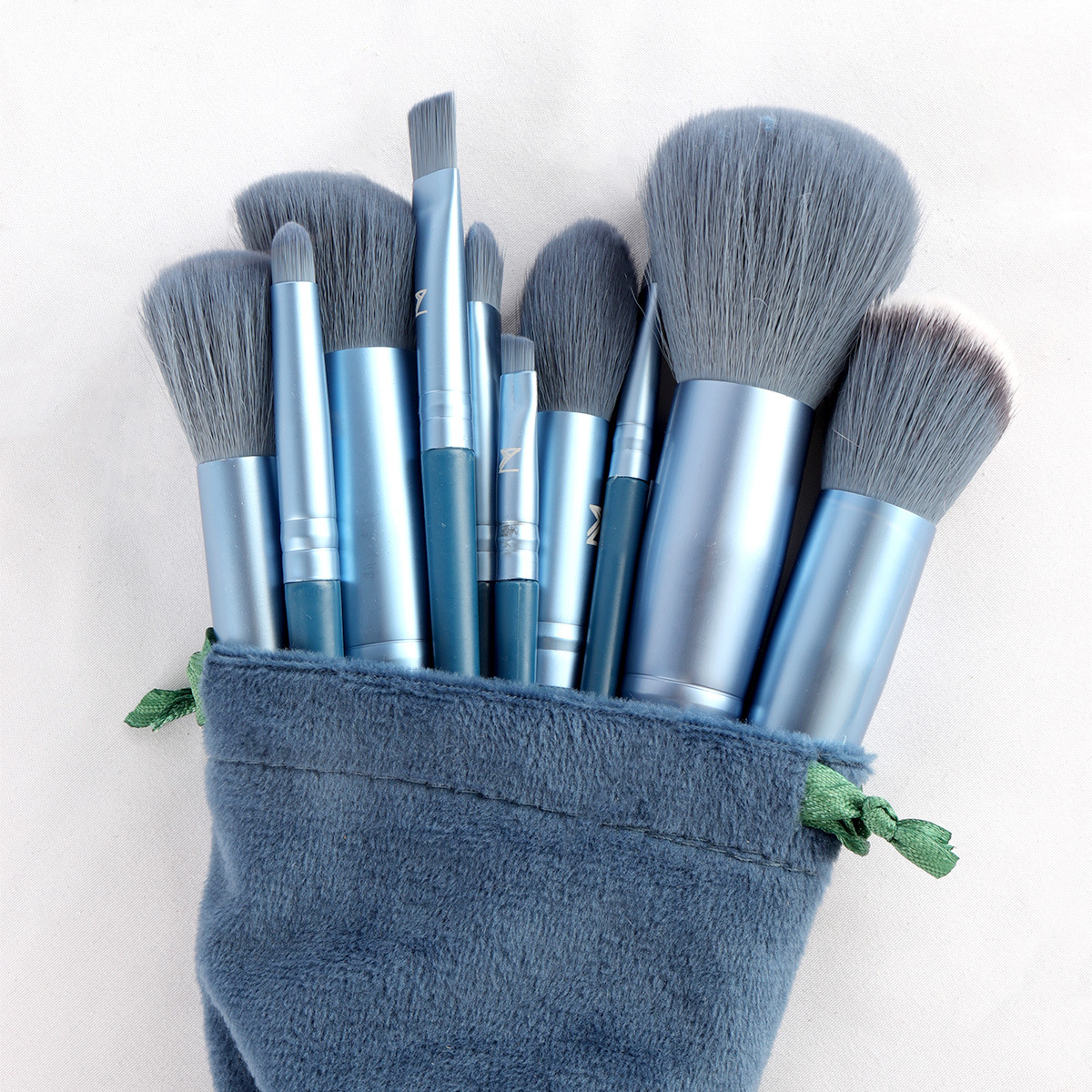 36 paquetes de herramientas de maquillaje transfronterizas 13 conjuntos de cepillo de maquillaje combinación de polvo