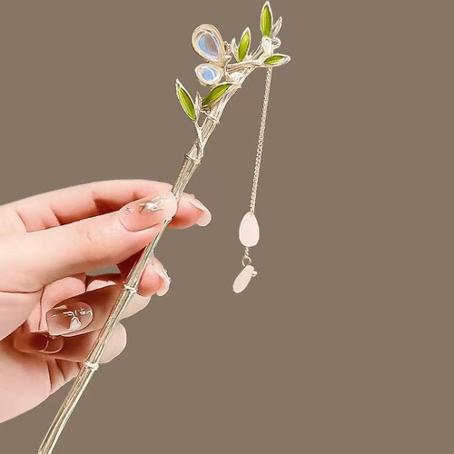 New Chinese style bamboo leaf dripping oil tassel hairpin, ancient style hairpin on the back of the head, retro temperament, Hanfu step-shaking hairpin