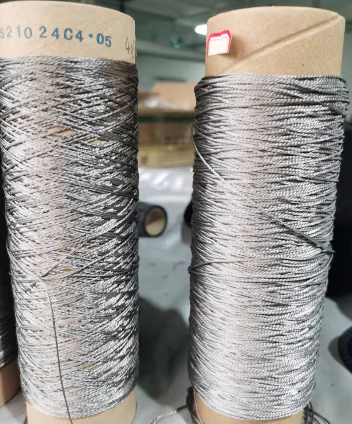 316L不锈钢纤维导电发热线耐高温高导电复合纤维阻值2-60欧发热线