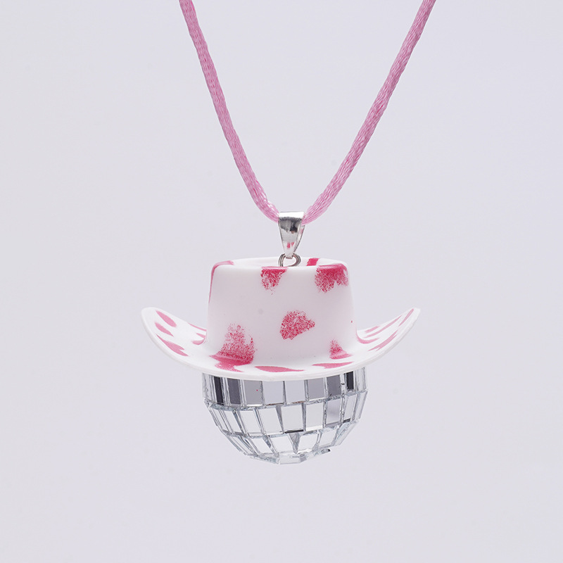 2023 Comercio exterior transfronterizo nueva bola de cristal colgante sombrero de vaquero discoteca espejo bola collar europeo y americano accesorios creativos