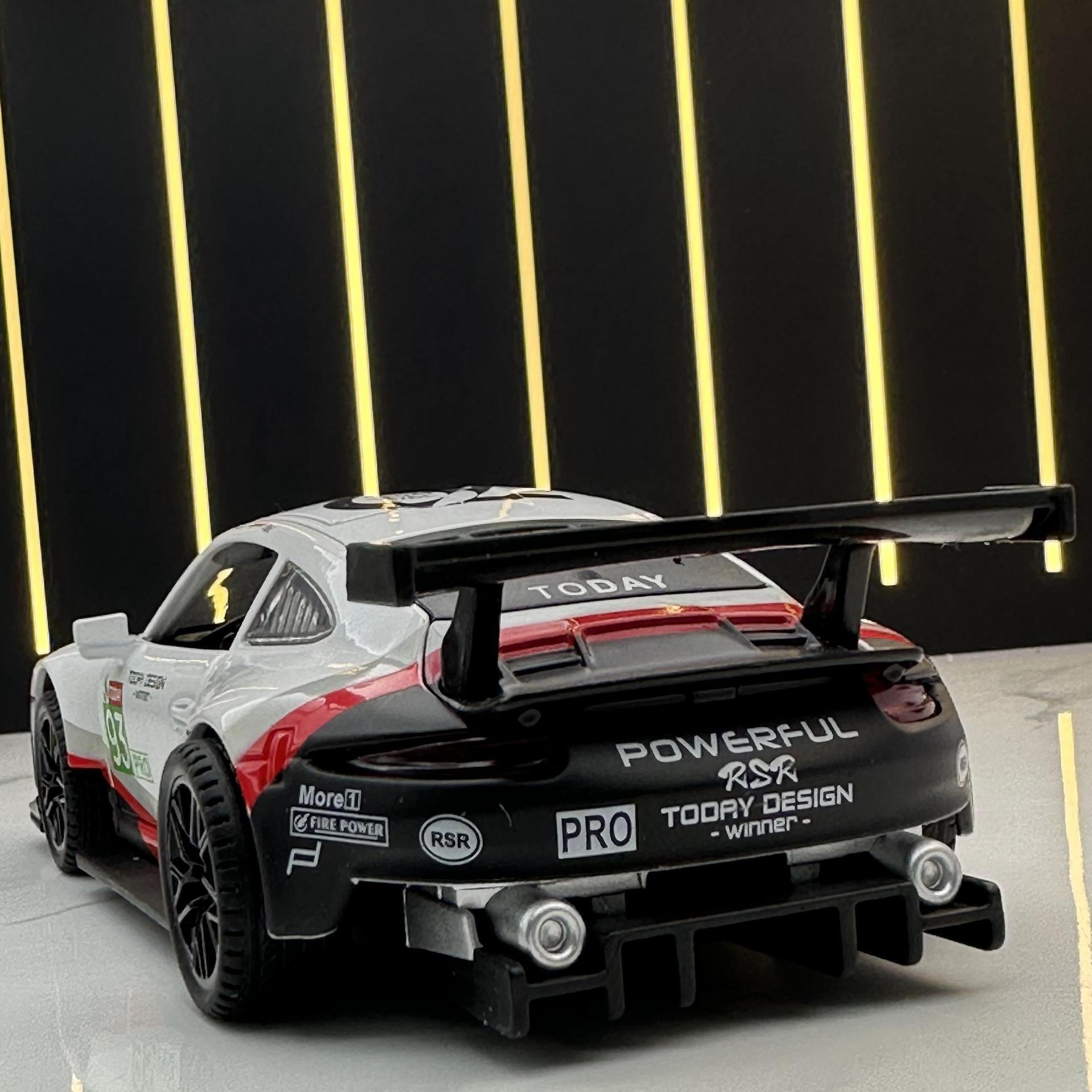 Nuevo modelo de coche de aleación Haodi 1:32 Porsche 911 versión de pista RSR tire del coche de juguete modelo de música adornos