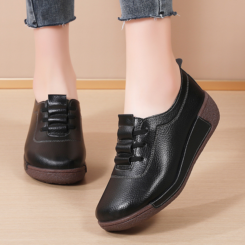 Spring and Autumn New Style Thick-Soled Platform Shoes for Women, Sports and Leisure Rocking Shoes, Soft-Soled Korean Style Slip-On Versatile Mom Shoes