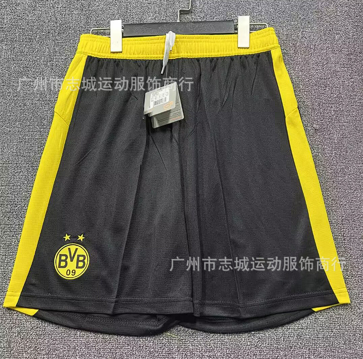 2526 nuevos uniformes de fútbol del club Chelsea Arsenal, uniformes de fútbol del Paris AC Barcelona con pantalones cortos a juego