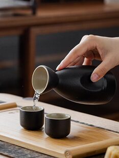 ?��ʽ���ð׾ƾƉ�С�Ʊ����b�͹��L�մɾ�ƿ���־ƾ�˽�˶� ��