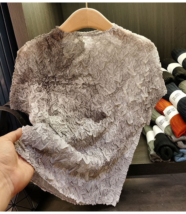 Áo thun nữ ngắn tay in họa tiết xếp ly thiết kế cao cấp — Màu xanh da trời, Màu đen, Màu tím, Xanh lông công chi tiết 21