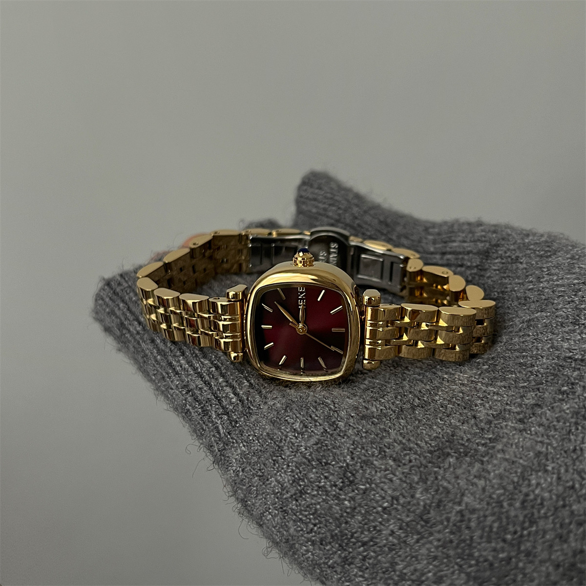 Casual Luxurious Square Mens Pearl Necklace Quartz Watch display picture 5