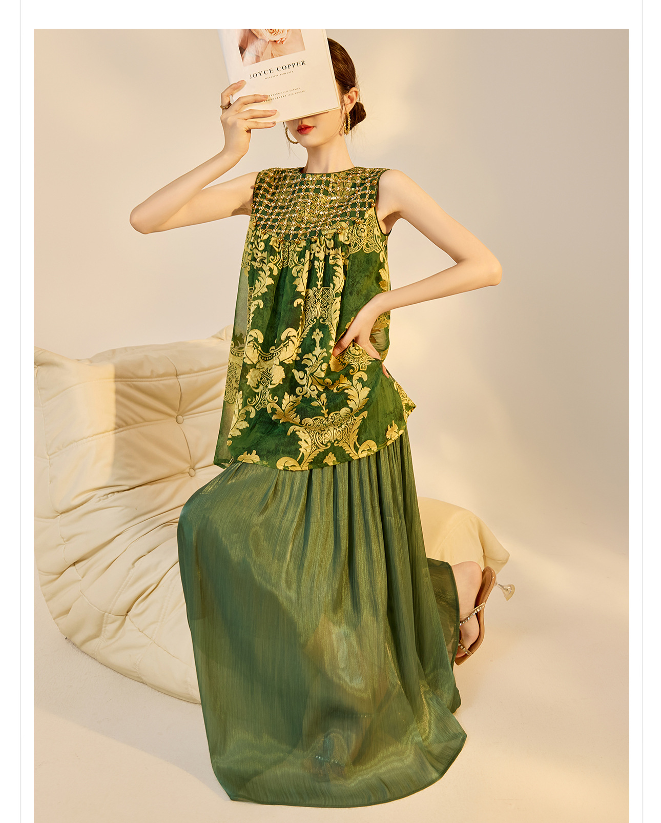 Đầm maxi nữ phong cách Trung Hoa mới, tay không, đính cườm lụa, dáng thắt eo N6041 — màu vàng, xanh lá cây chi tiết 9