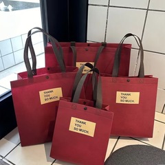 不織布袋カスタム大サイズ服装店ショッピング手提げ袋広告プレゼント家紡織婦人服店袋高級感