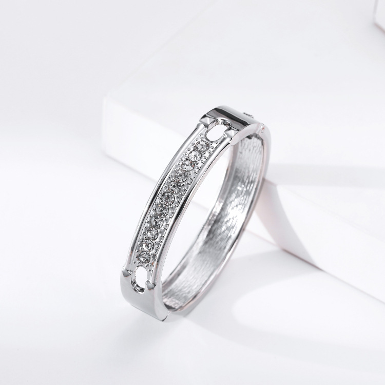 Fashion glossy hollow diamond spring alloy open bracelet wholesale