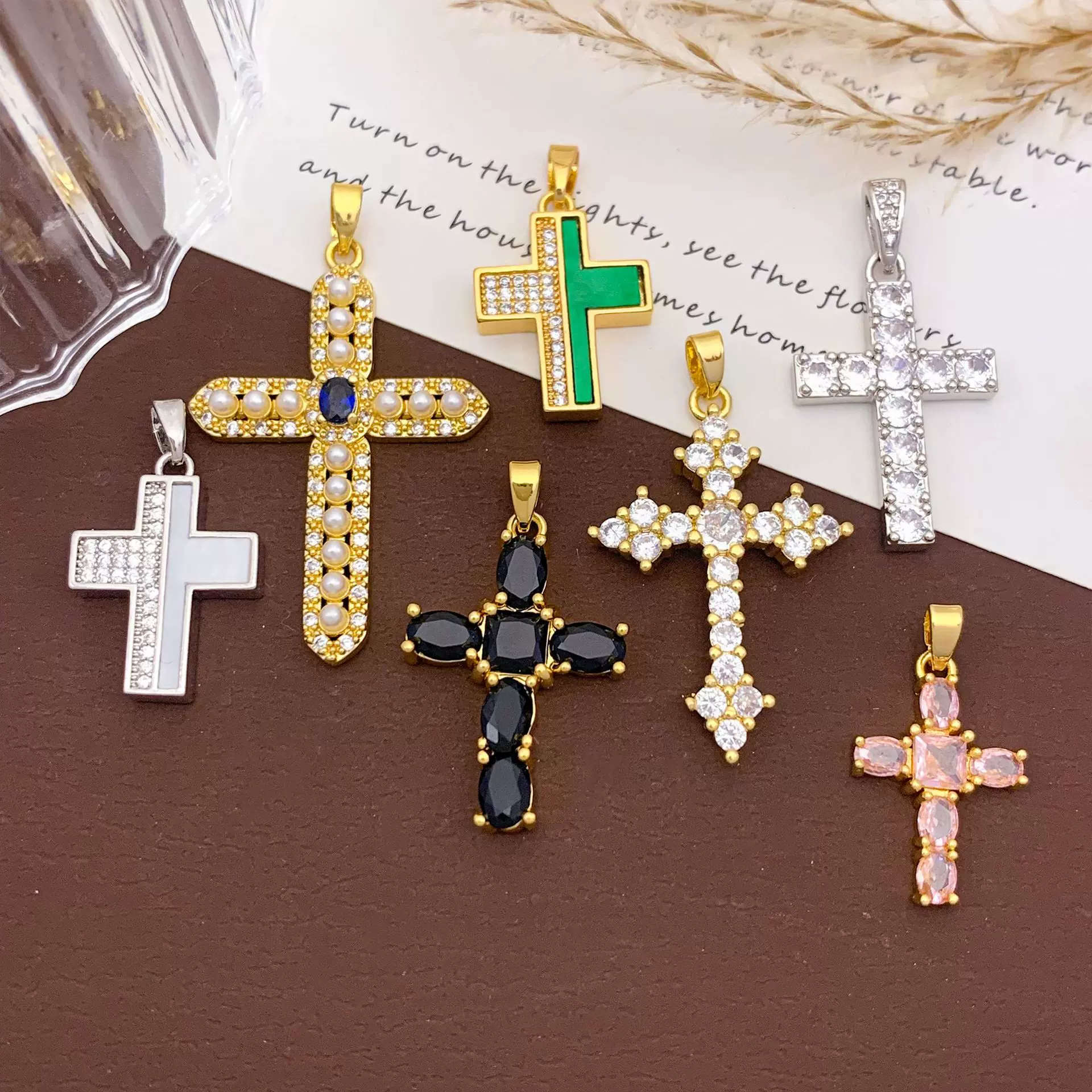 吊坠跨境欧美十字架铜微镶锆石小众个性设计感时尚百搭不掉色配饰