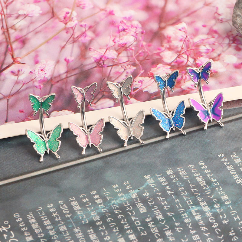 Labret piercing jewelry detail image